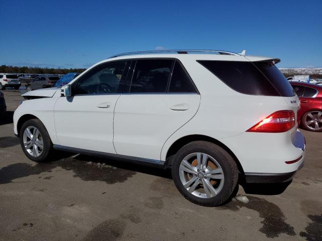 Obraz 2 z 2015 MERCEDES-BENZ ML 350 4MATIC 2015 z VIN 4JGDA5HB4FA545120