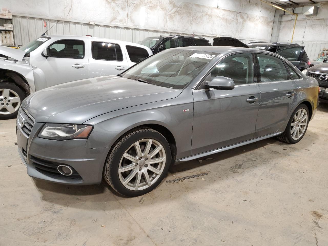 Obraz 1 z Audi A4 Premium Plus 2012 z VIN WAUFFAFL4CA030873