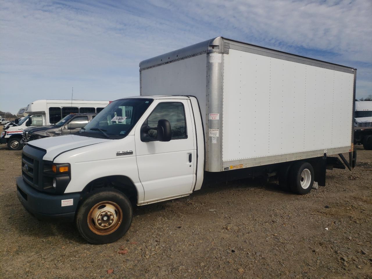 Image 1 of 2017 FORD ECONOLINE E350 SUPER DUTY CUTAWAY VAN 2017 with VIN 1FDWE3FS7HDC06860