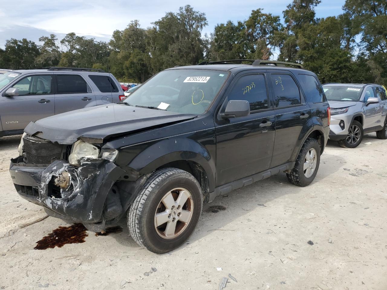 Image 1 of 2010 FORD ESCAPE XLT 2010 with VIN 1FMCU0D77AKC62124