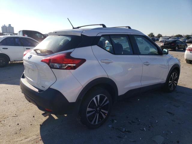 Image 3 of 2018 NISSAN KICKS S 2018 with VIN 3N1CP5CU0JL509341