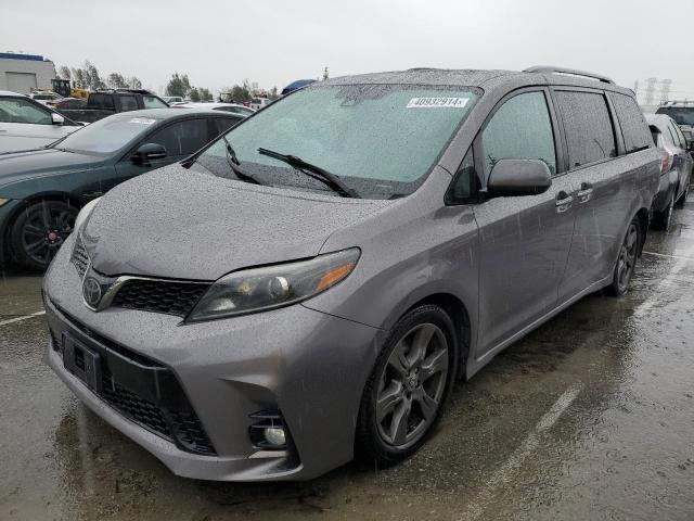 Изображение 1 2020 TOYOTA SIENNA SE 2020 с VIN 5TDXZ3DC9LS057244