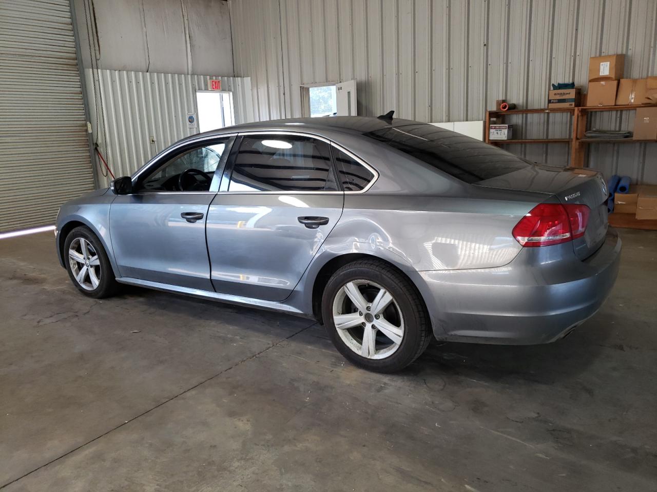 Изображение 2 Volkswagen Passat Se 2013 с VIN 1VWBH7A3XDC027551