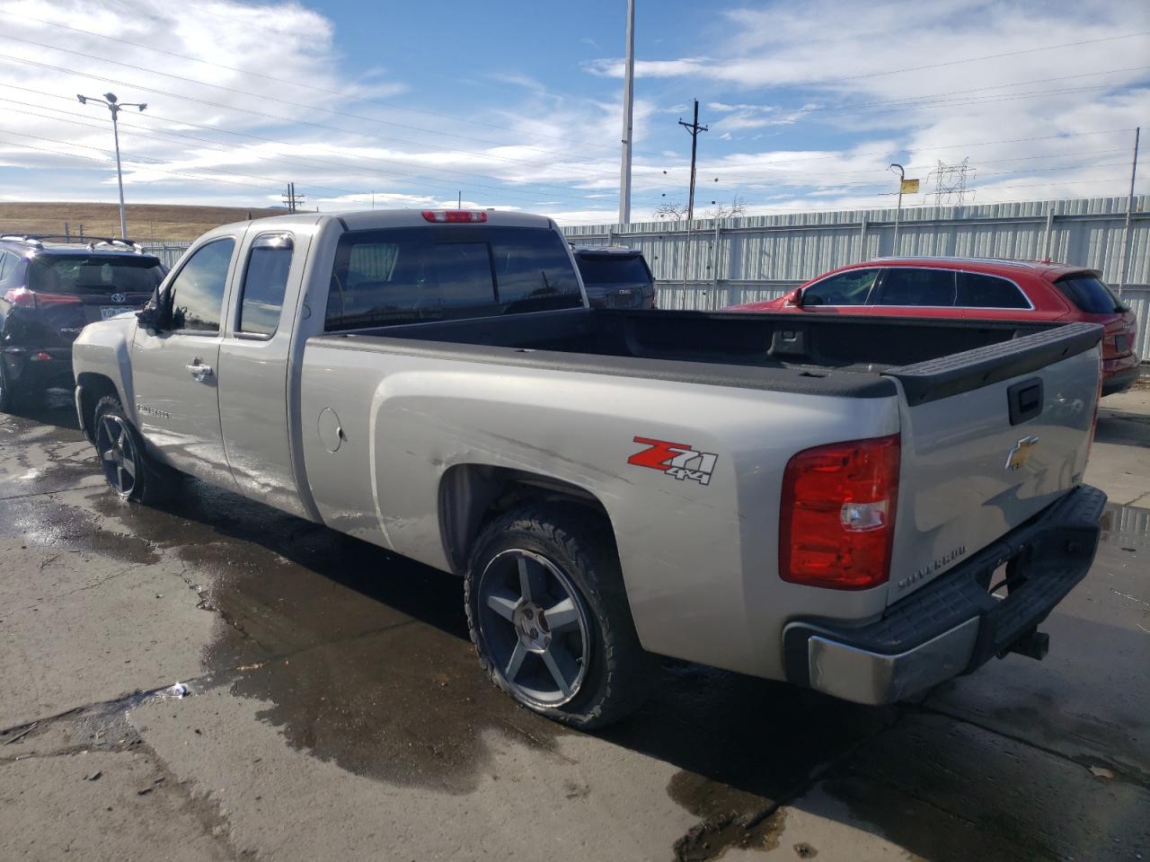 Image 2 of 2009 CHEVROLET SILVERADO K1500 LTZ 2009 with VIN 1GCEK39J89E113627