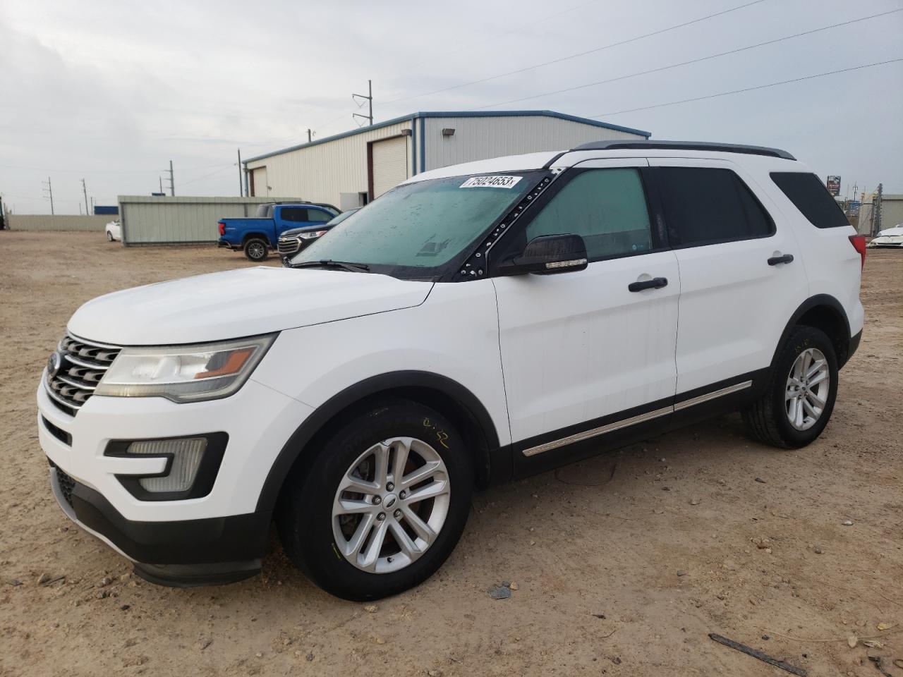 Image 1 of 2017 FORD EXPLORER XLT 2017 with VIN 1FM5K7DH4HGA31775