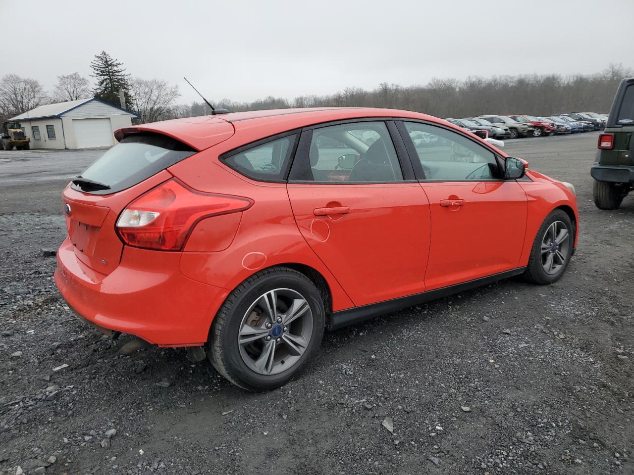 Image 3 of 2014 FORD FOCUS SE 2014 with VIN 1FADP3K22EL268220