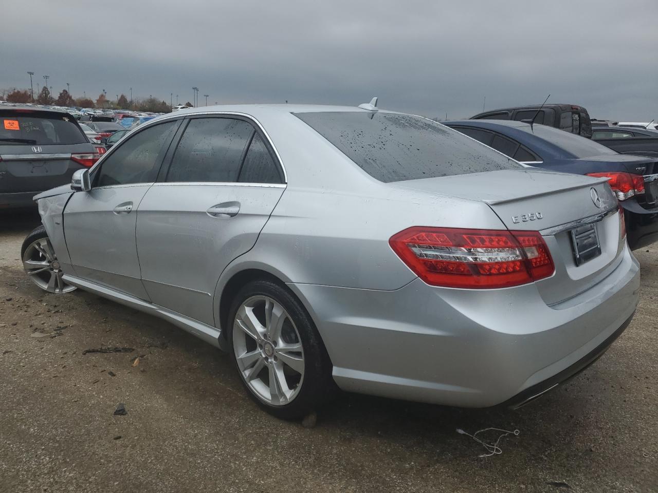 Obraz 2 z 2012 MERCEDES-BENZ E 350 4MATIC 2012 z VIN WDDHF8JB9CA649882