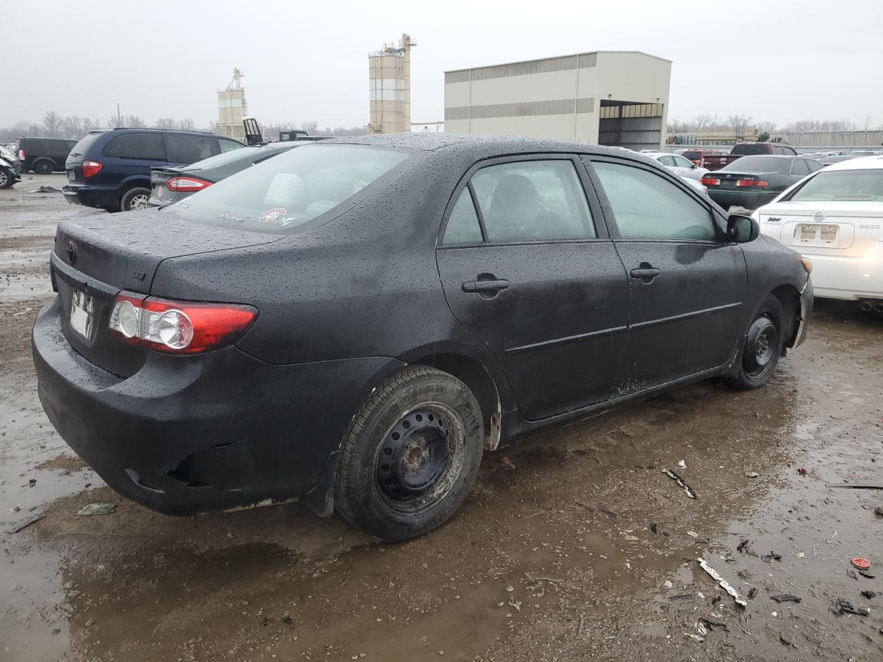 Obraz 3 z 2011 TOYOTA COROLLA BASE 2011 z VIN 2T1BU4EE7BC727217