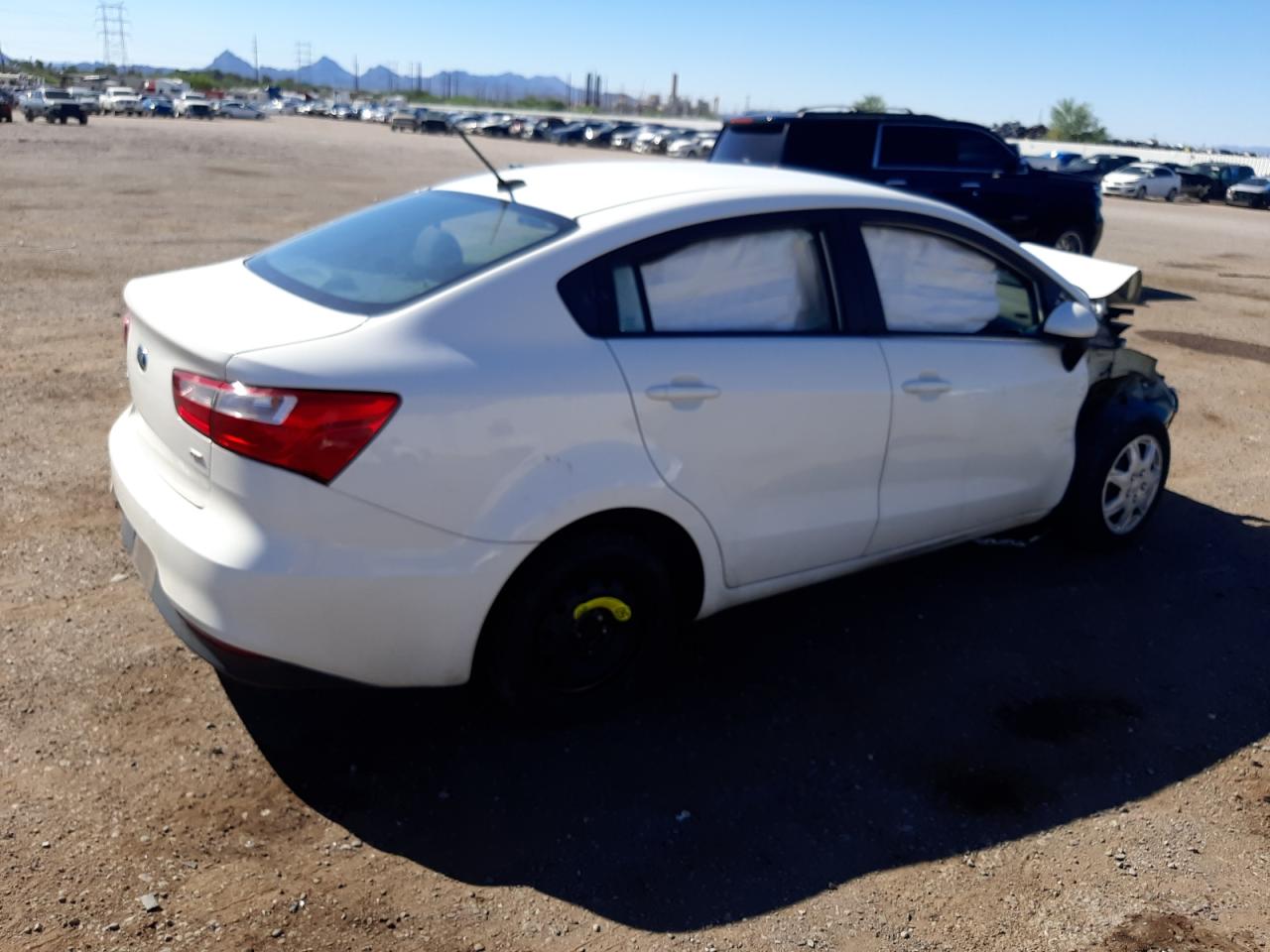 Изображение 3 2017 KIA RIO LX 2017 с VIN KNADM4A32H6044934