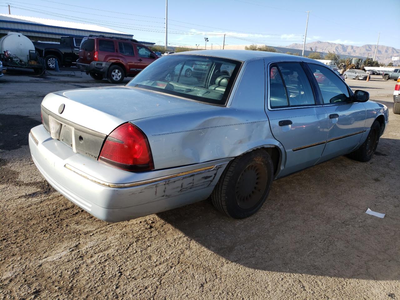 Obraz 3 z 2002 MERCURY GRAND MARQUIS LS 2002 z VIN 2MEFM75W22X658412