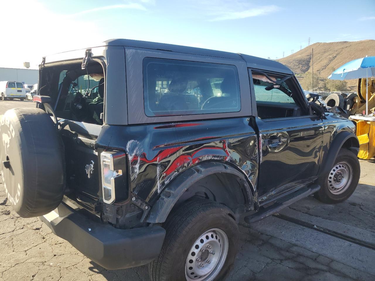 Image 3 of 2022 FORD BRONCO BASE 2022 with VIN 1FMDE5AH7NLB09531