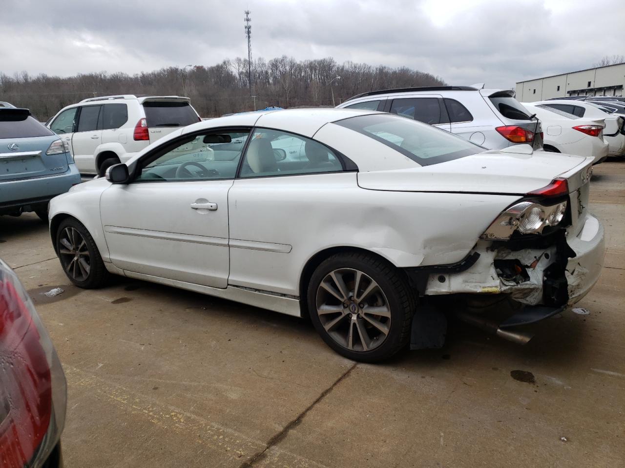 Изображение 2 2009 VOLVO C70 T5 2009 с VIN YV1MC67279J077808