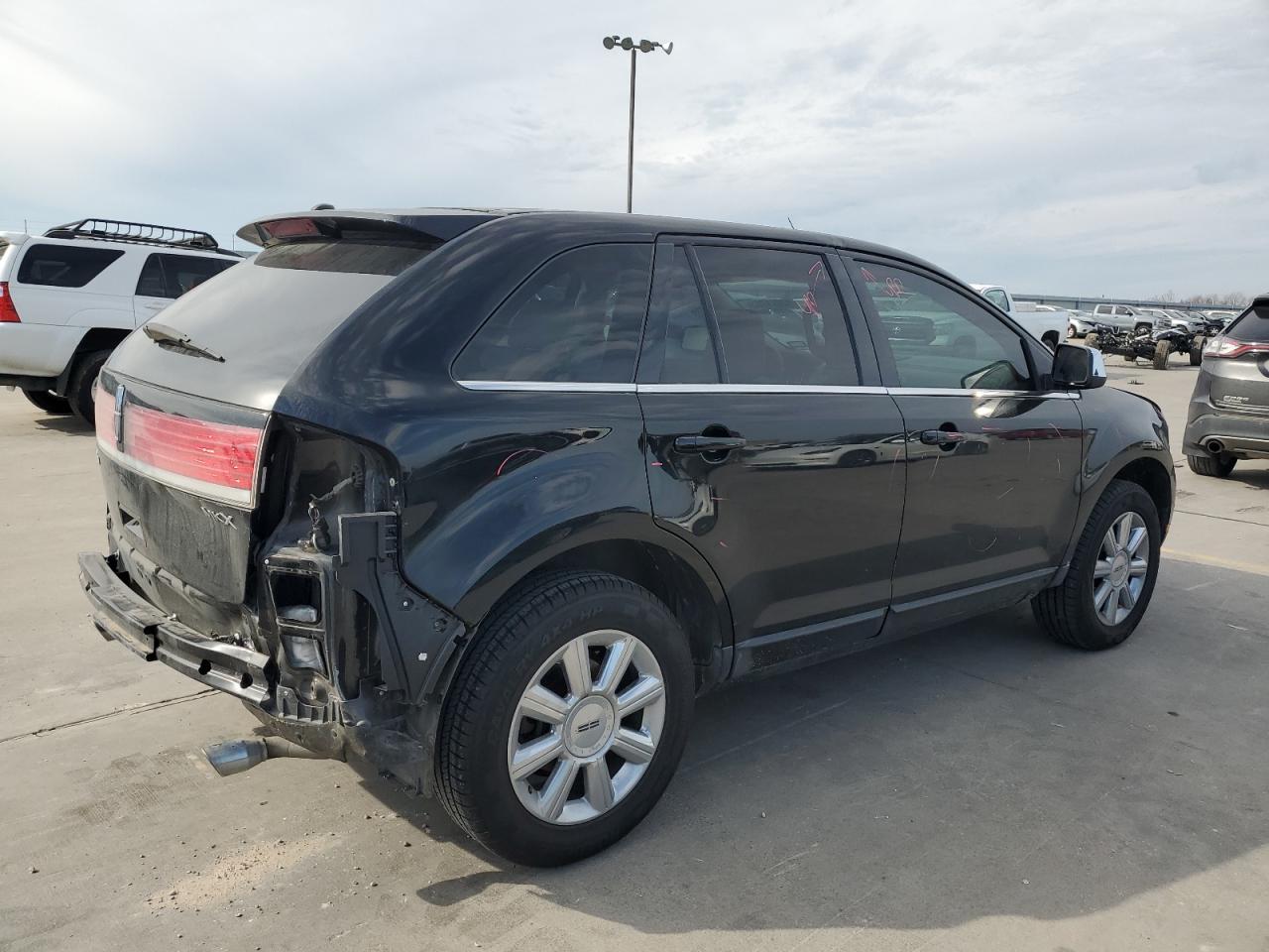 Obraz 3 z 2007 LINCOLN MKX  2007 z VIN 2LMDU68C87BJ18832