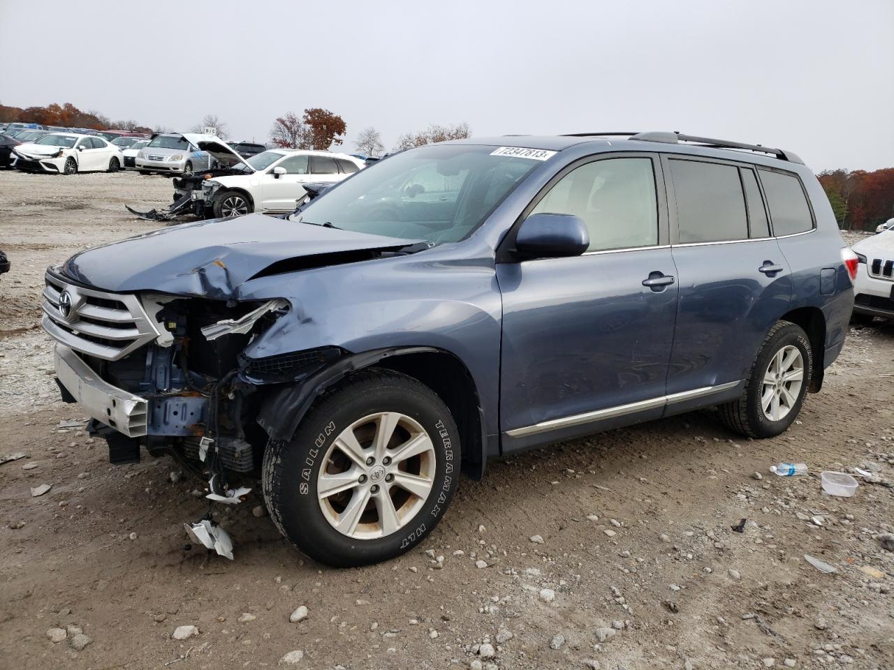 Изображение 2013 TOYOTA HIGHLANDER BASE 2013