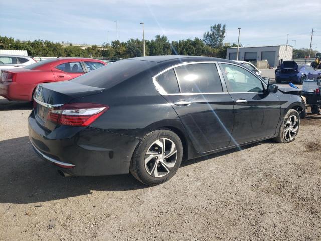 Изображение 3 2017 HONDA ACCORD LX 2017 с VIN 1HGCR2F32HA295111