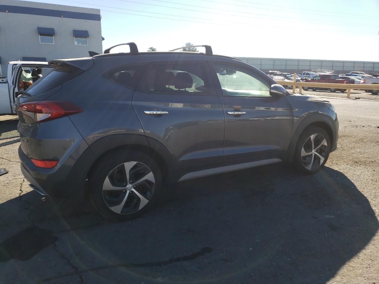 Image 3 of 2018 HYUNDAI TUCSON VALUE 2018 with VIN KM8J3CA26JU763479