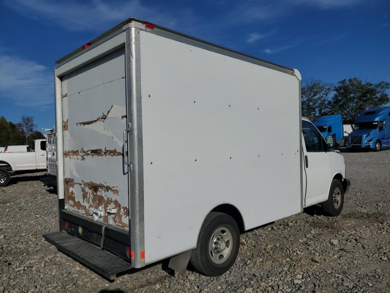 Image 3 of 2012 CHEVROLET EXPRESS G3500  2012 with VIN 1GB0G2BA0C1113639