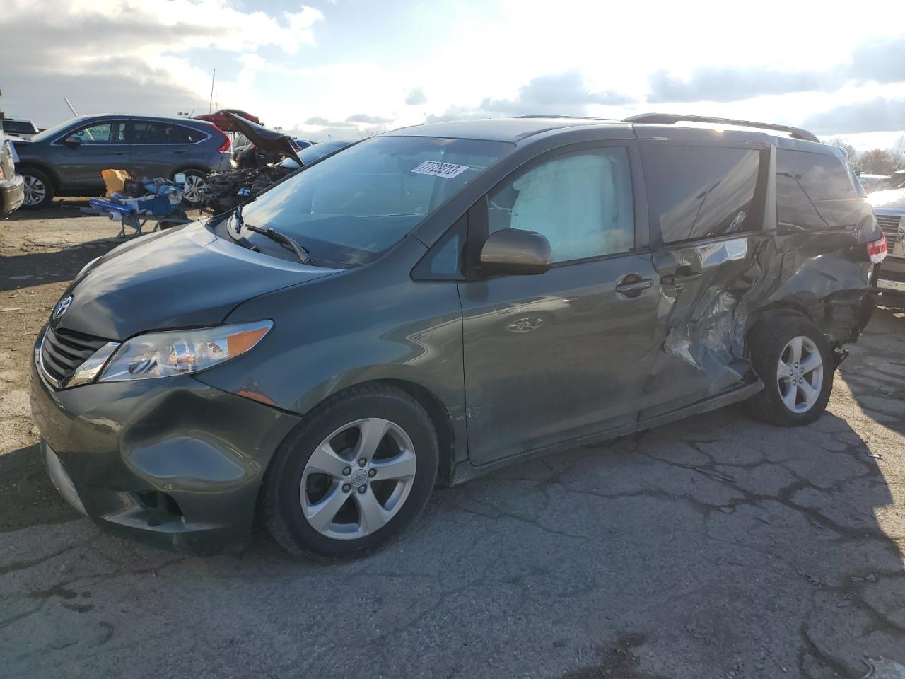 Изображение 1 2011 TOYOTA SIENNA LE 2011 с VIN 5TDKK3DC2BS127549