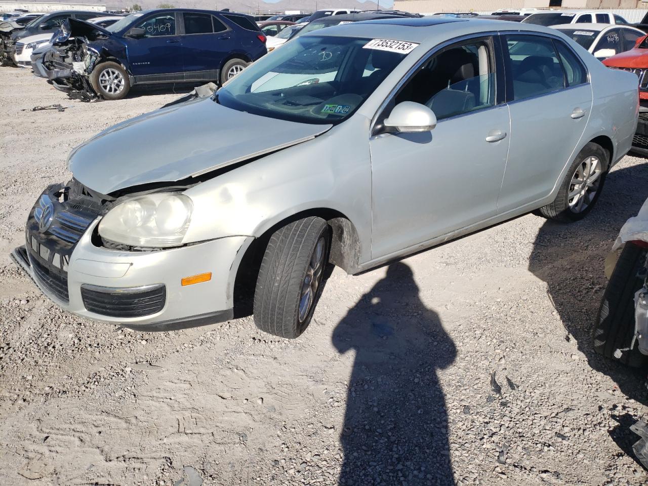 Image 1 of 2010 VOLKSWAGEN JETTA SE 2010 with VIN 3VWRZ7AJ6AM018737