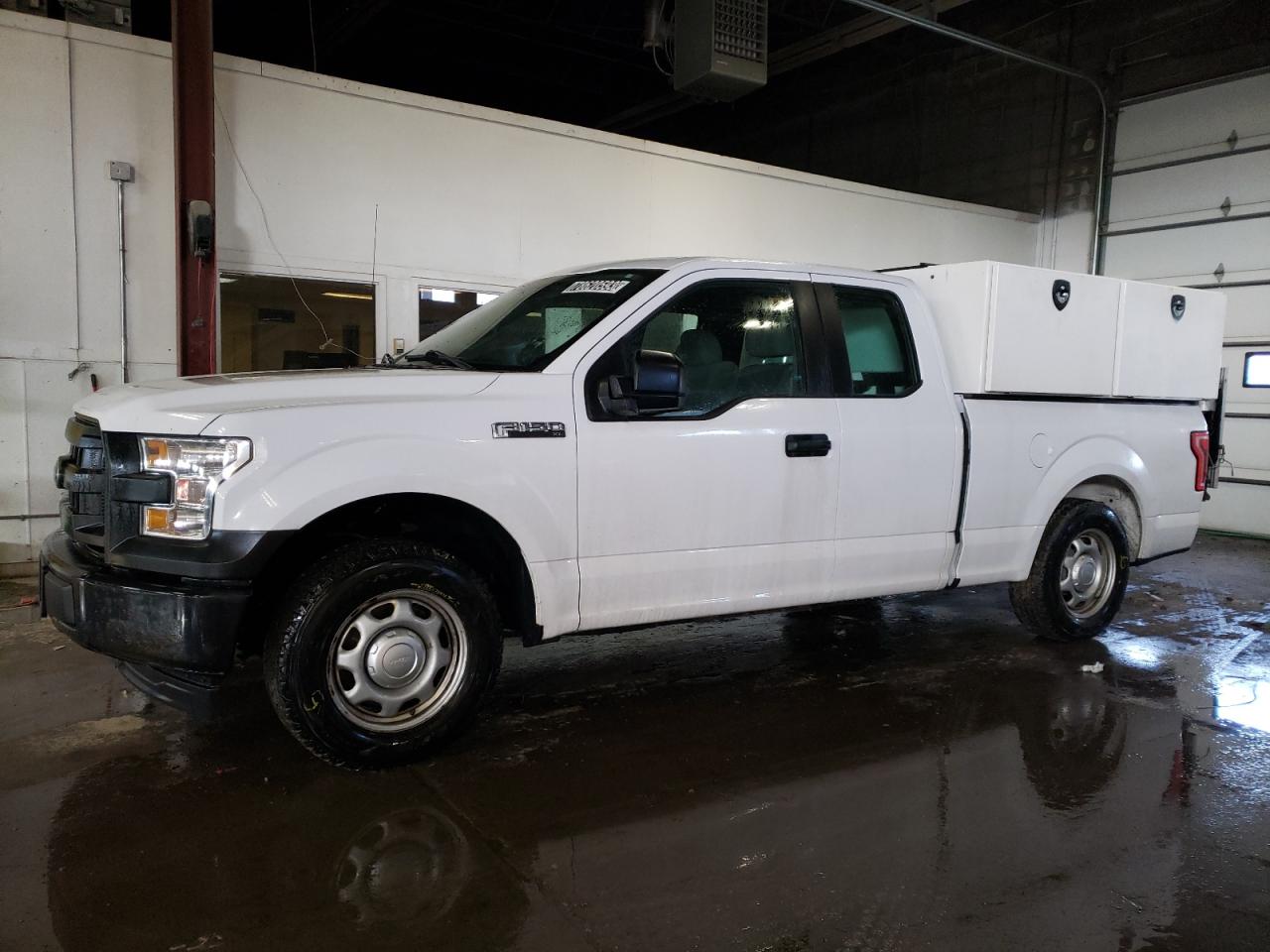 Obraz 1 z 2017 FORD F150 SUPER CAB 2017 z VIN 1FTEX1CF8HKD50001