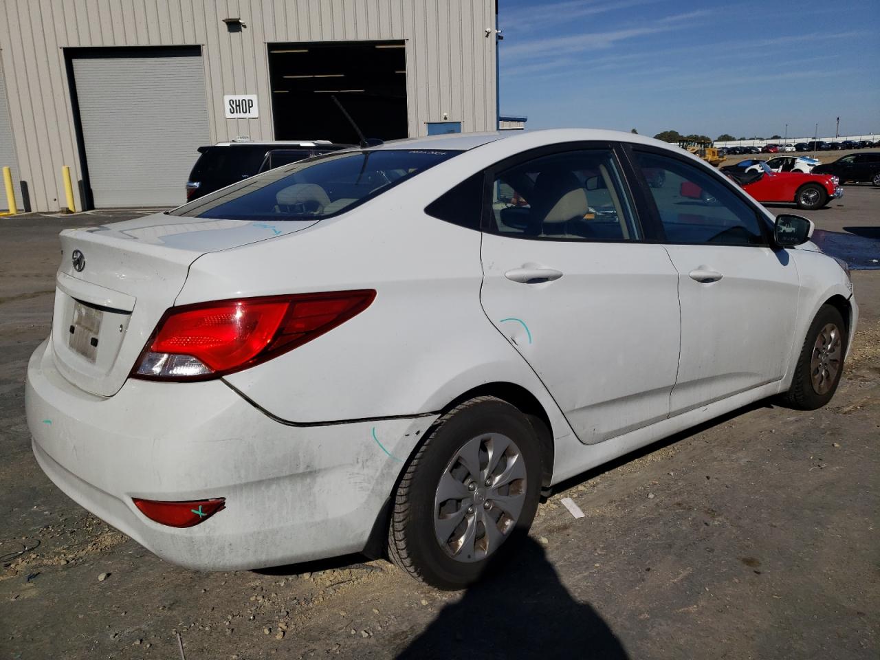 Изображение 3 2017 HYUNDAI ACCENT SE 2017 с VIN KMHCT4AE3HU361664