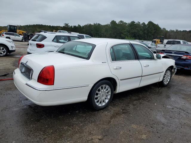 Obraz 3 z 2007 LINCOLN TOWN CAR SIGNATURE 2007 z VIN 1LNHM81V97Y619994