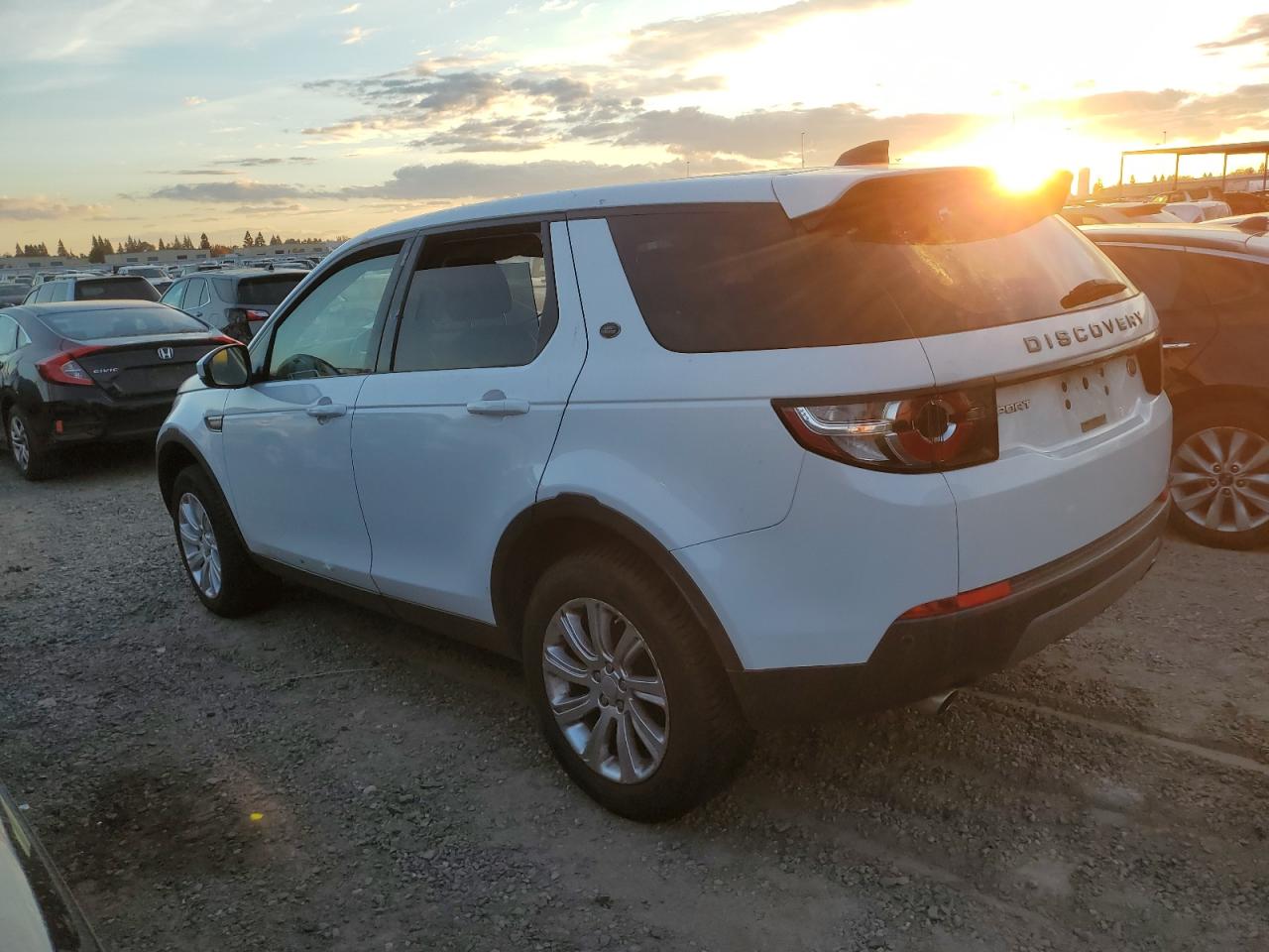 Obraz 2 z 2018 LAND ROVER DISCOVERY SPORT SE 2018 z VIN SALCP2RX4JH728288