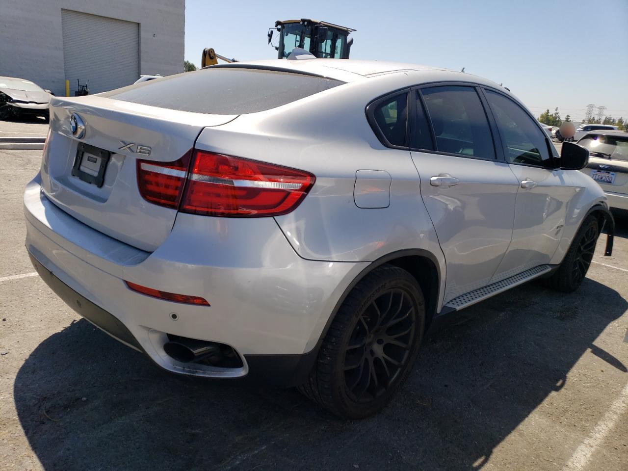 Obraz 3 z 2013 BMW X6 XDRIVE35I 2013 z VIN 5UXFG2C57DL786178