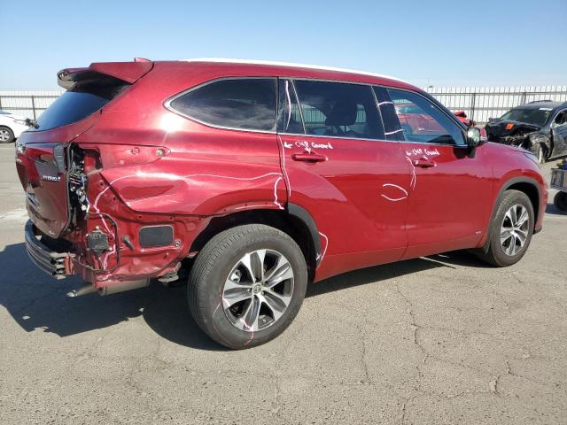 Изображение 3 2022 TOYOTA HIGHLANDER HYBRID XLE 2022 с VIN 5TDHBRCH7NS552828