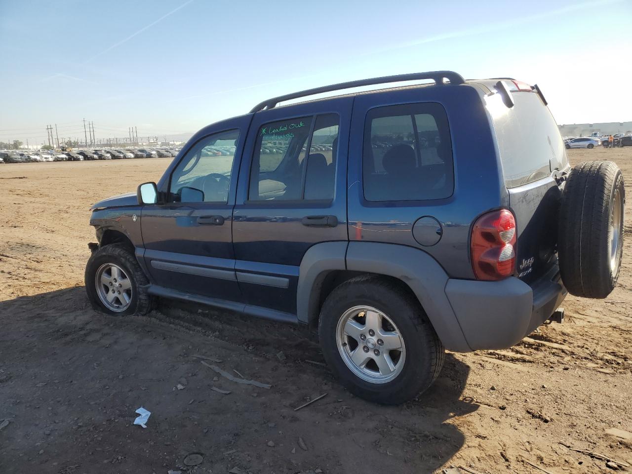 Obraz 2 z 2005 JEEP LIBERTY SPORT 2005 z VIN 1J4GL48565W658353