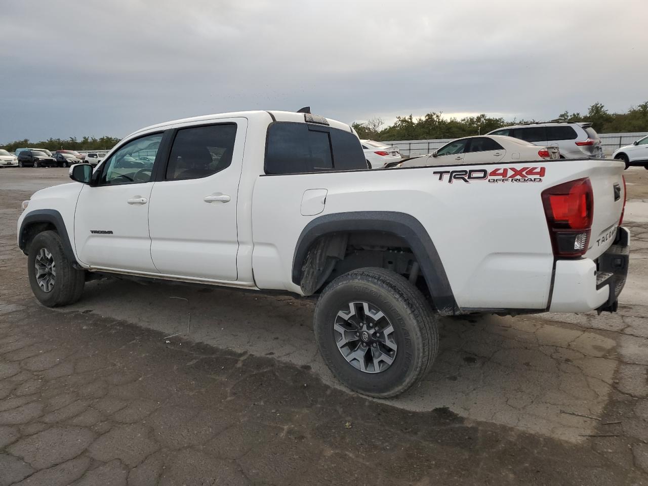 Изображение 2 2019 TOYOTA TACOMA DOUBLE CAB 2019 с VIN 3TMDZ5BN0KM065136