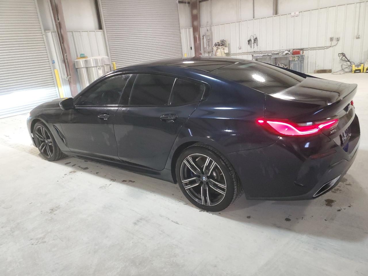 Изображение 2 2023 BMW 840XI  2023 с VIN WBAGV4C00PCL64203