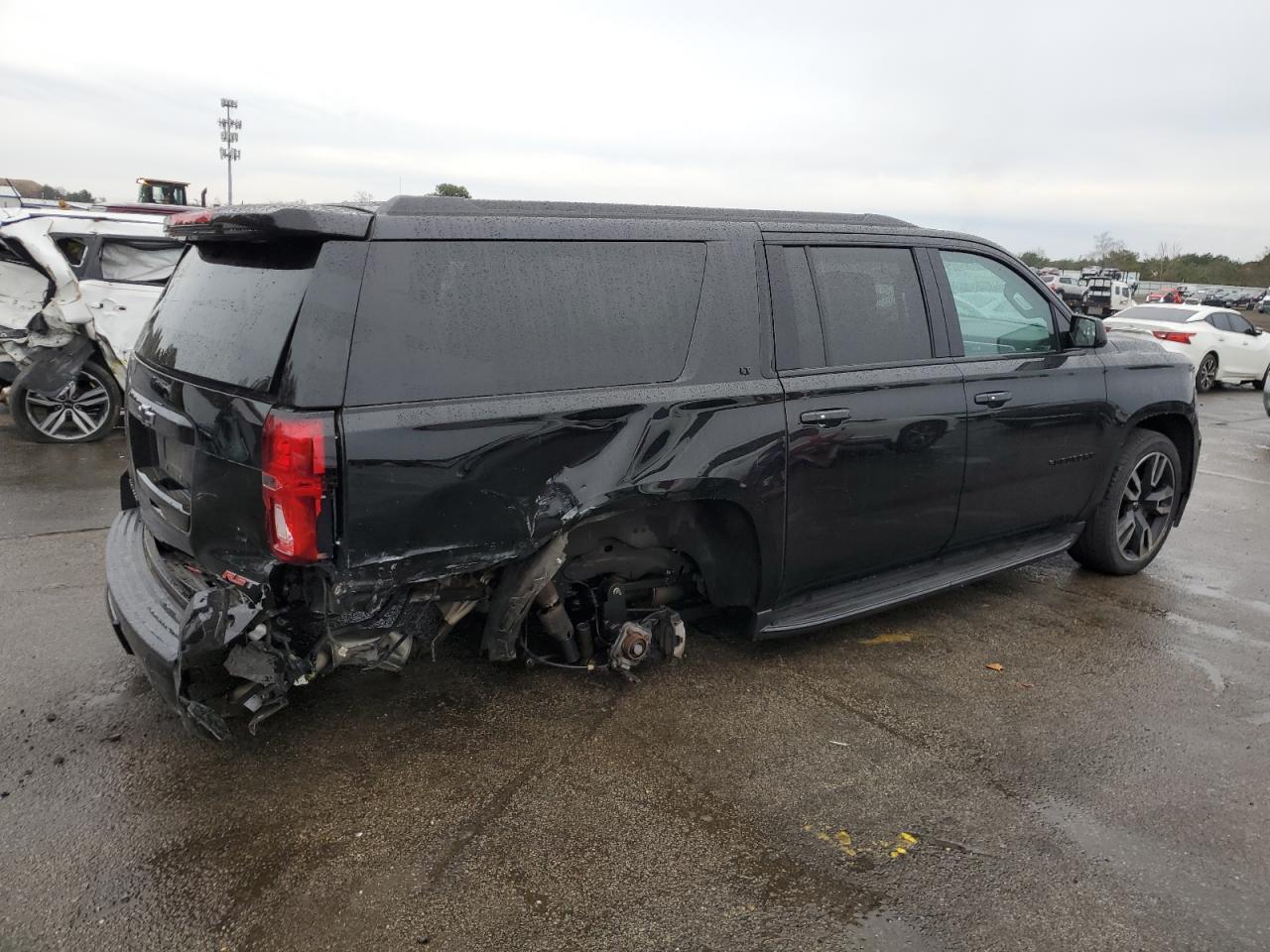 Obraz 3 z 2019 CHEVROLET SUBURBAN K1500 LT 2019 z VIN 1GNSKHKC7KR335870