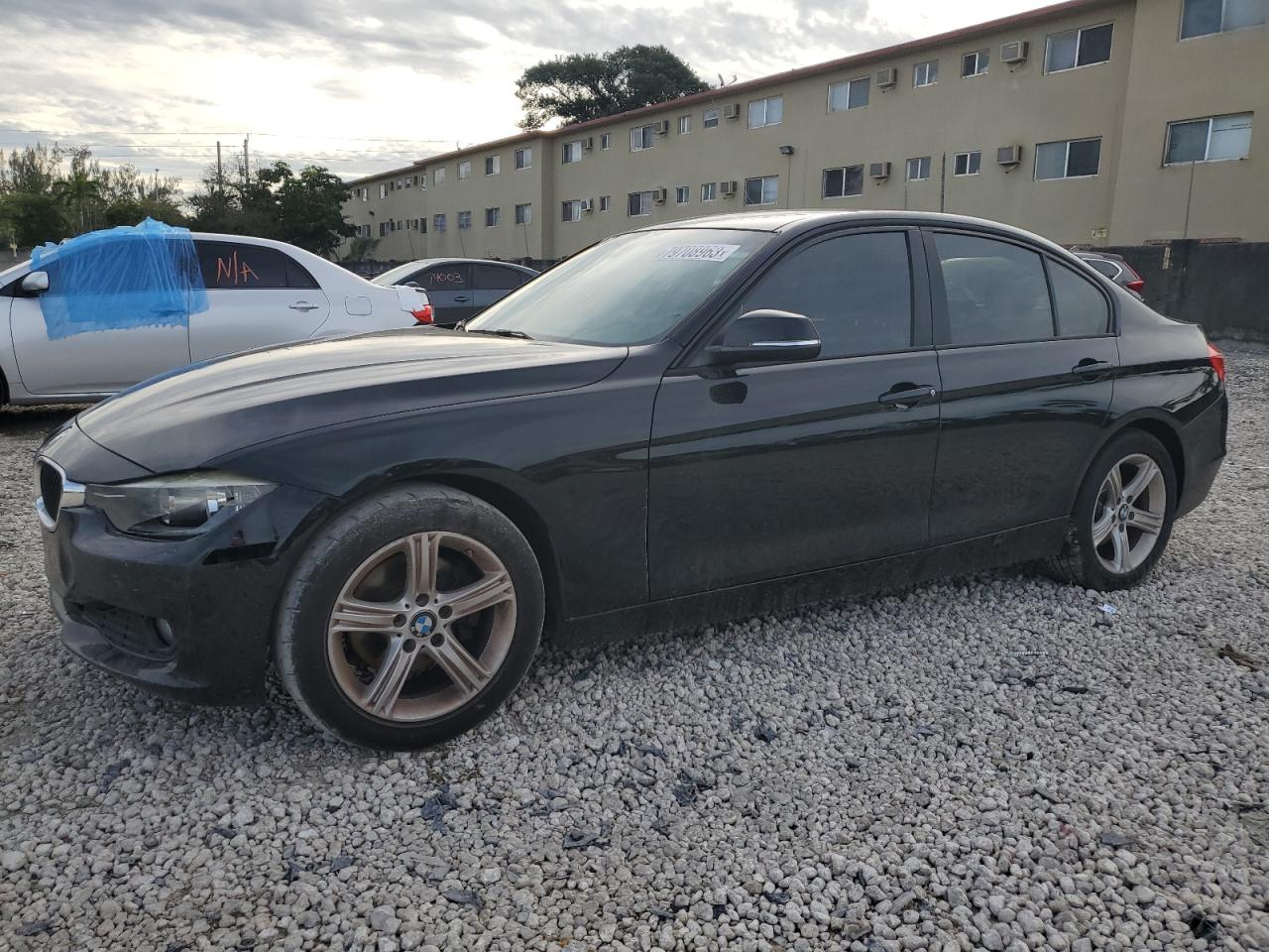 Obraz 1 z 2015 BMW 320 I 2015 z VIN WBA3B1C59F5A05620