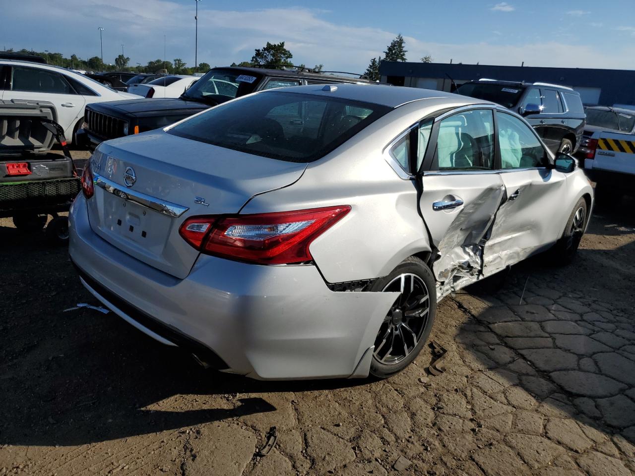 Изображение 3 2016 NISSAN ALTIMA 2.5 2016 с VIN 1N4AL3AP0GC264519