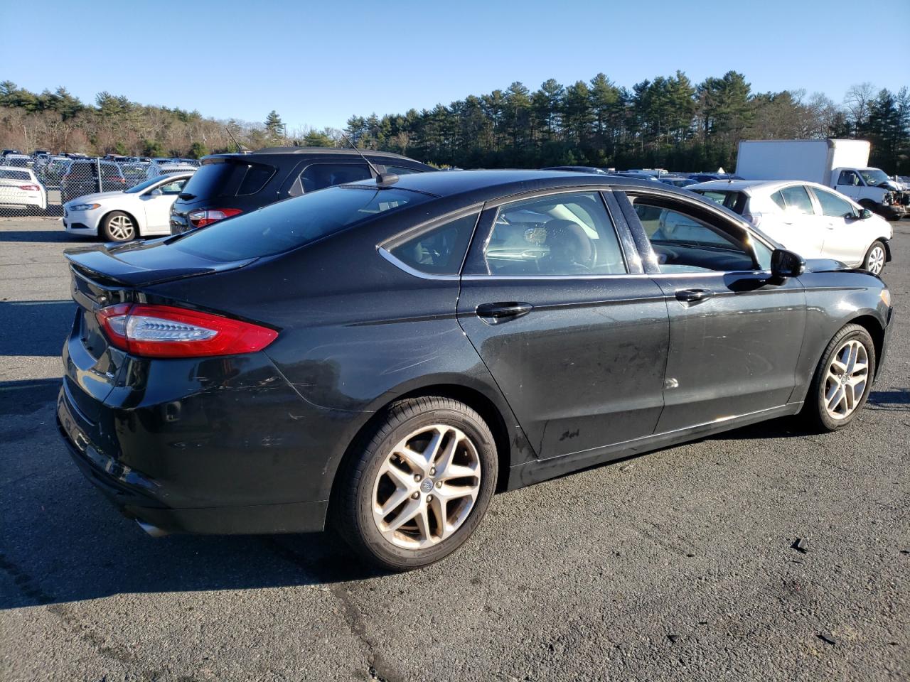 Image 3 of 2013 FORD FUSION SE 2013 with VIN 3FA6P0H76DR263502