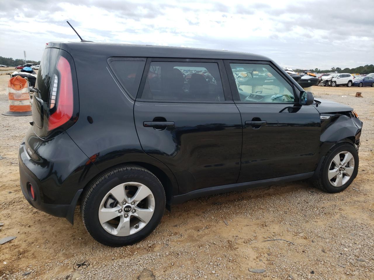 Image 3 of 2018 KIA SOUL  2018 with VIN KNDJN2A25J7888982