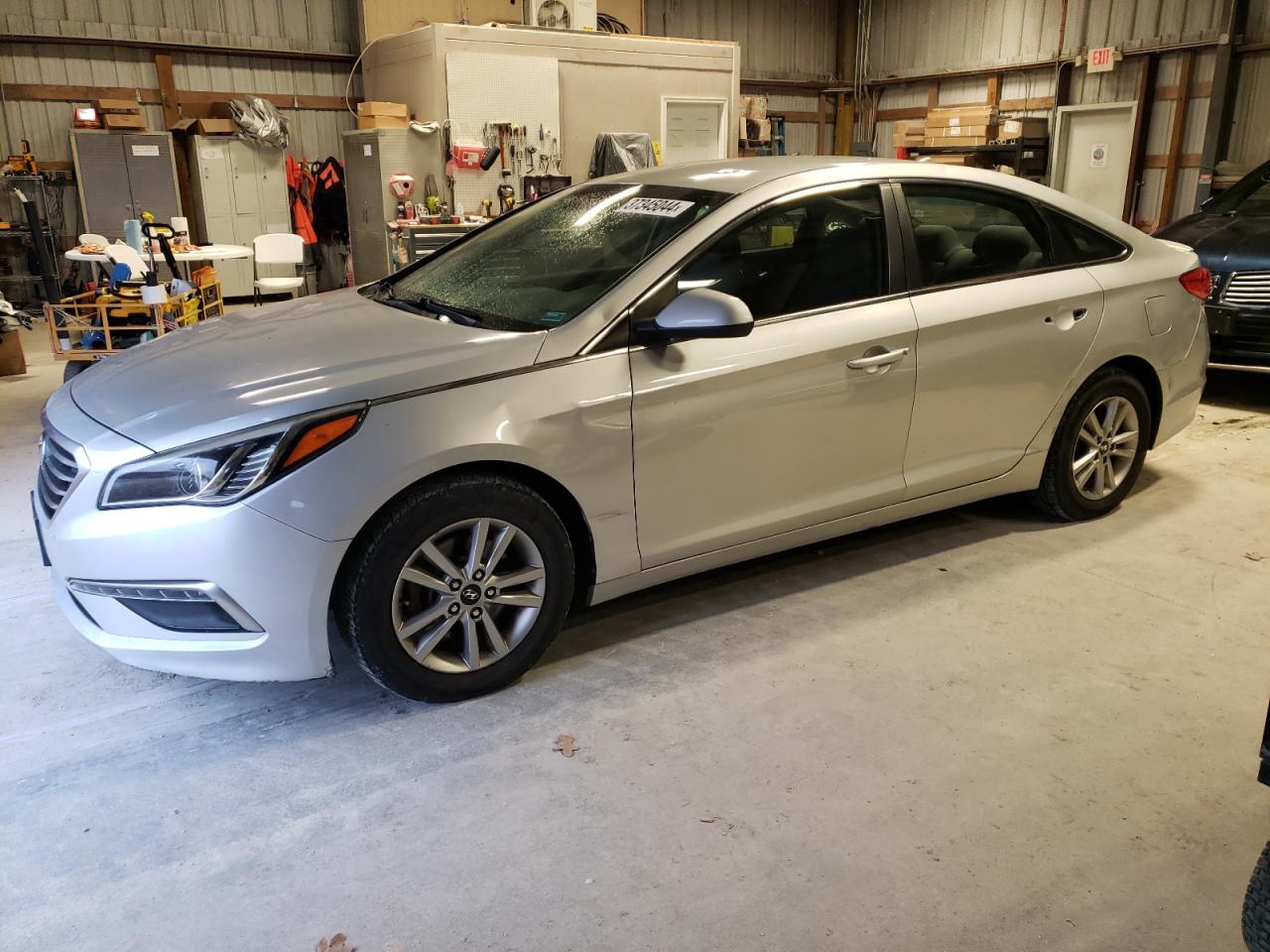 Изображение 1 2015 HYUNDAI SONATA SE 2015 с VIN 5NPE24AF2FH065065