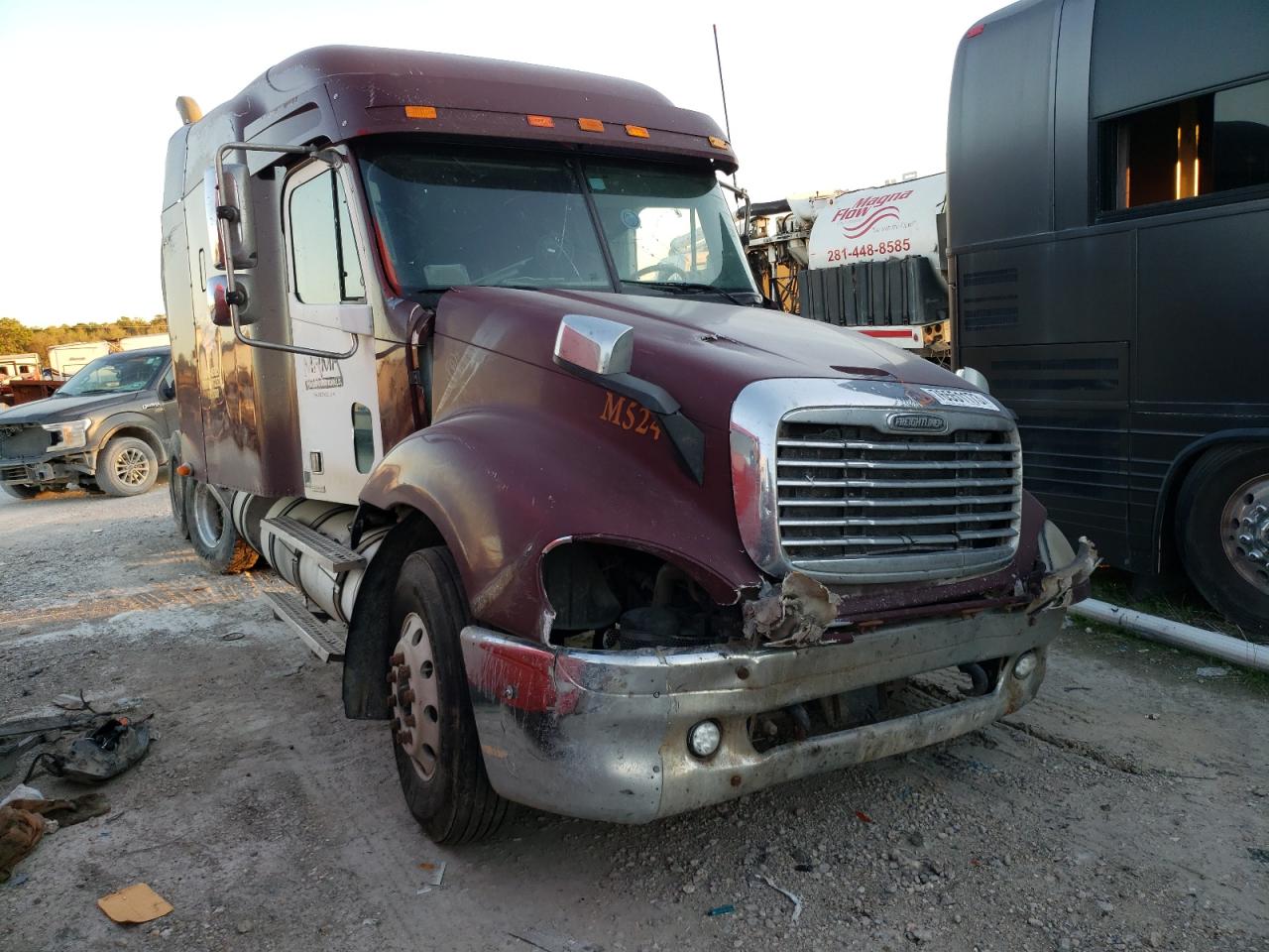Image 1 of 2003 FREIGHTLINER CONVENTIONAL COLUMBIA 2003 with VIN 1FUJA6CG03PK79208