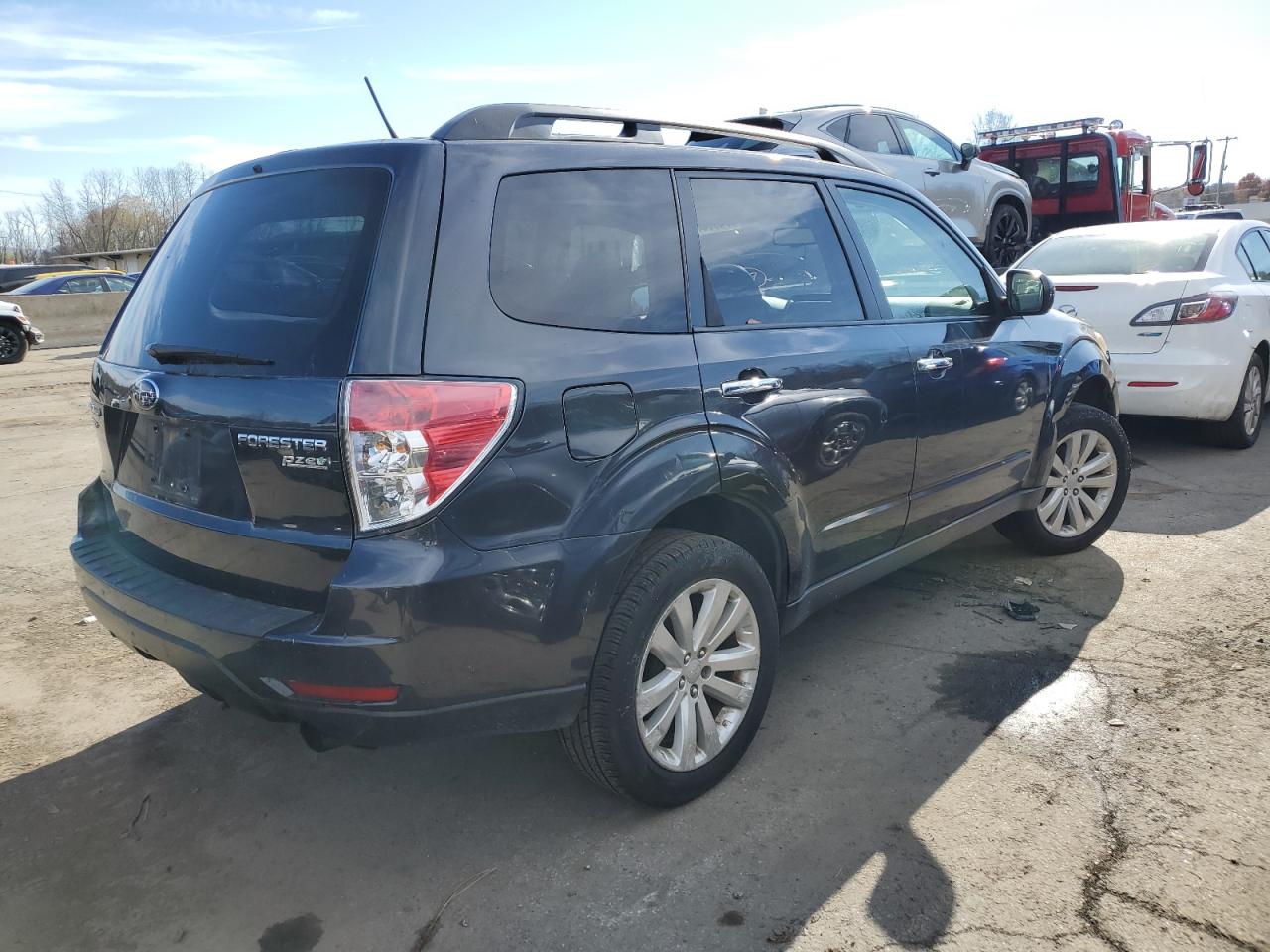 Obraz 3 z 2011 SUBARU FORESTER LIMITED 2011 z VIN JF2SHAEC2BH782348