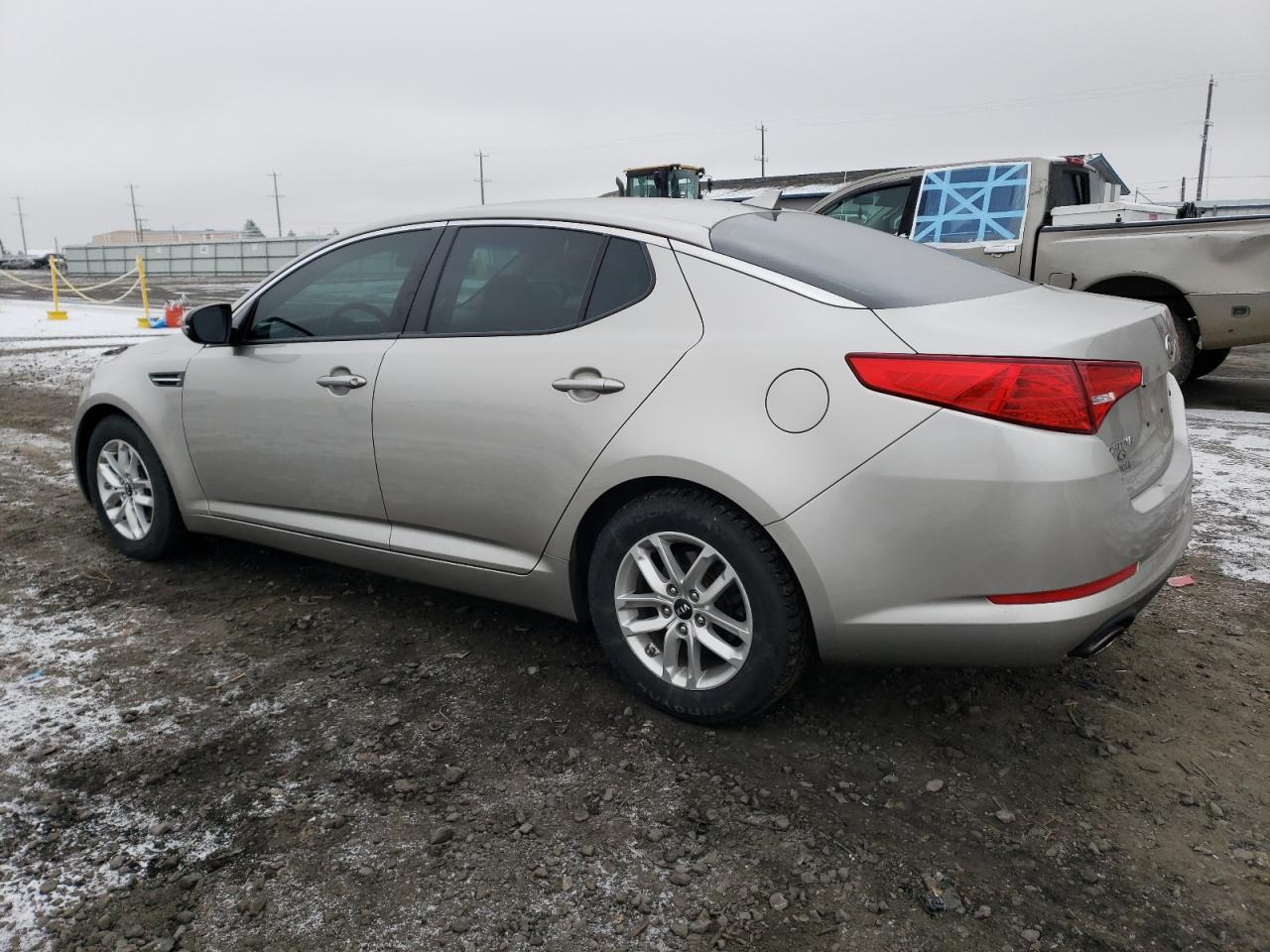 Image 2 of 2011 KIA OPTIMA LX 2011 with VIN KNAGM4A7XB5157334