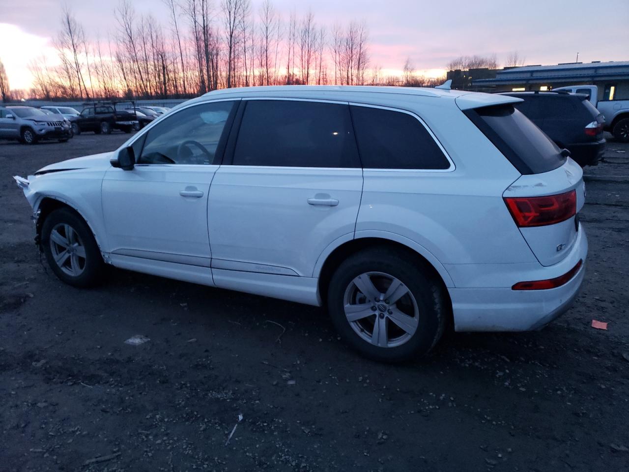 Изображение 2 2019 AUDI Q7 PREMIUM PLUS 2019 с VIN WA1LHAF72KD019168
