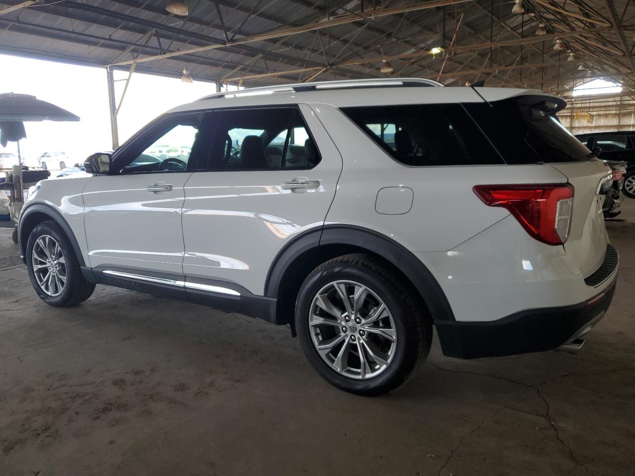 Image 2 of 2022 FORD EXPLORER LIMITED 2022 with VIN 1FMSK7FH5NGB06091