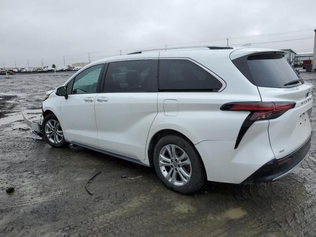 Image 2 of 2022 TOYOTA SIENNA LIMITED 2022 with VIN 5TDESKFC0NS058367