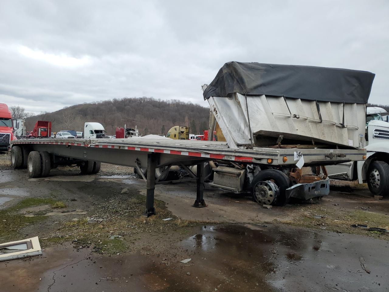 Изображение 2012 MAC TRAILER 2012