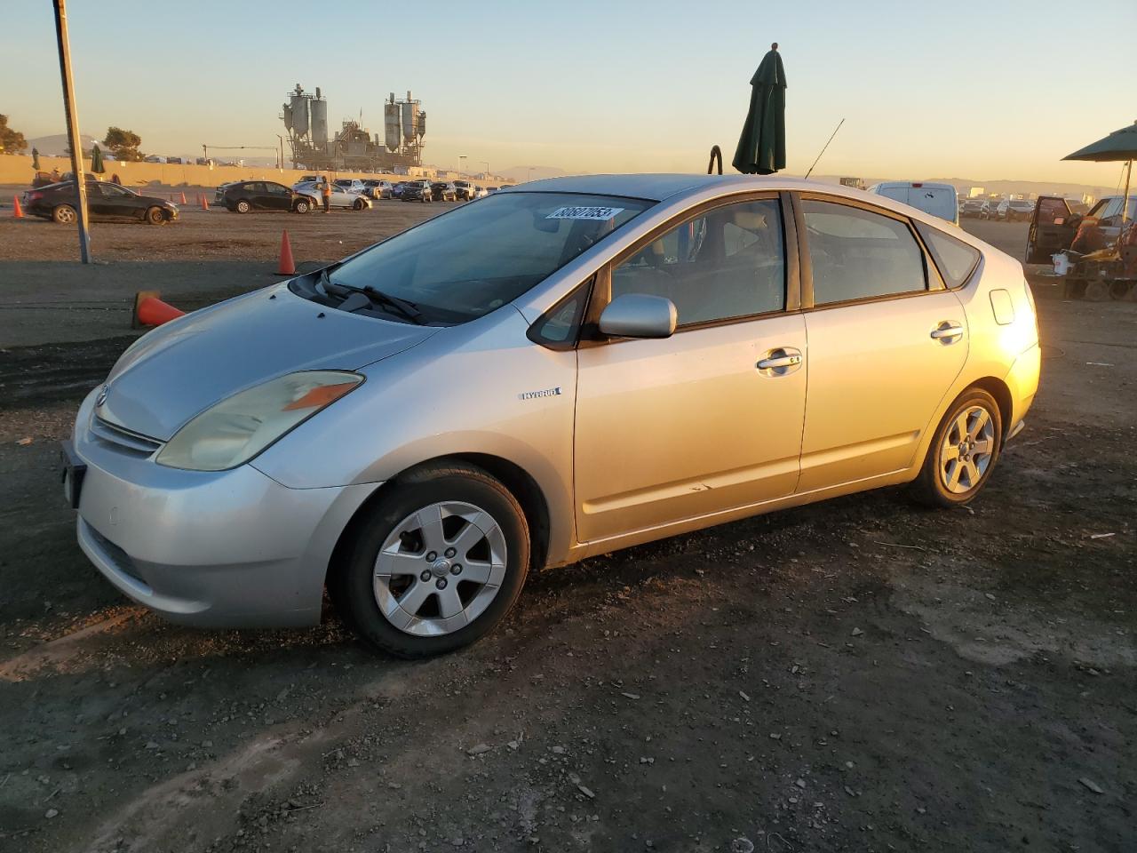 Изображение 1 2005 TOYOTA PRIUS  2005 с VIN JTDKB20U557041238