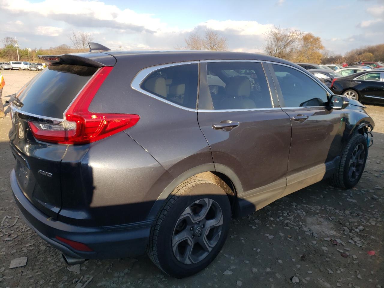 Image 3 of 2019 HONDA CR-V EXL 2019 with VIN 2HKRW2H82KH600343