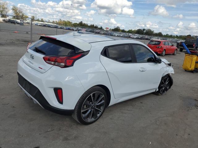 Image 3 of 2019 HYUNDAI VELOSTER BASE 2019 with VIN KMHTG6AF6KU003037
