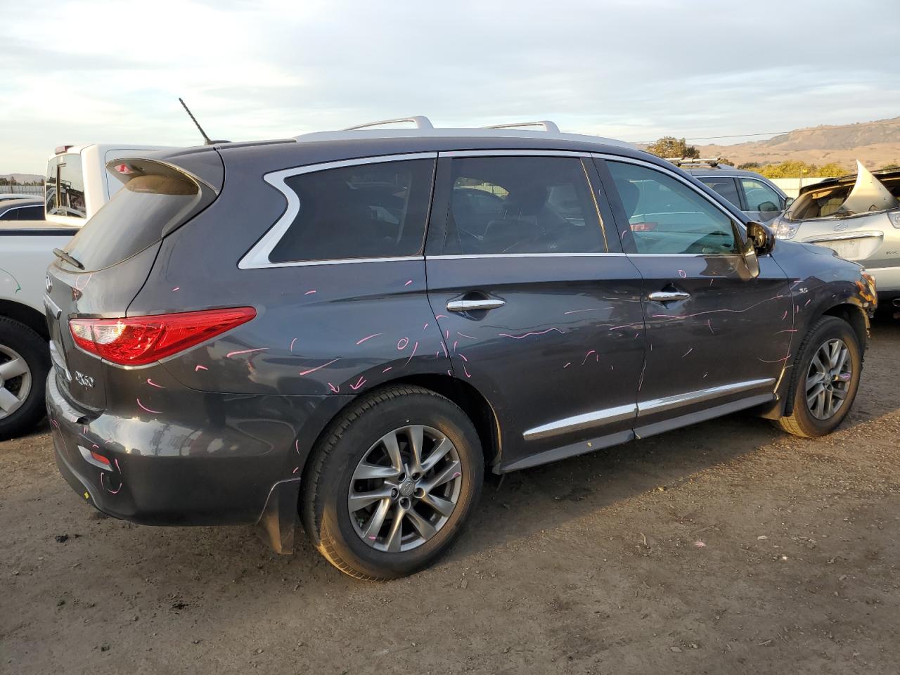 Image 3 of Infiniti Qx60 2014 with VIN 5N1AL0MN5EC524859