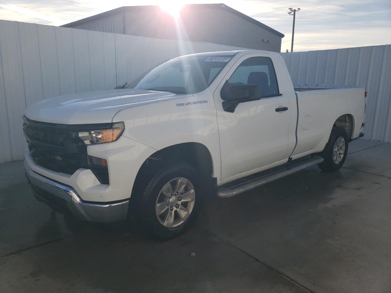 Obraz 1 z 2023 CHEVROLET SILVERADO C1500 2023 z VIN 3GCNAAED1PG271384